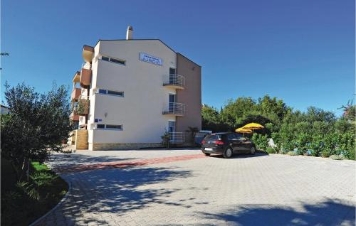 Lovely Apartment In Bibinje With House Sea View