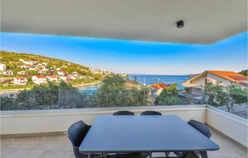 Awesome Apartment In Okrug Gornji With Wifi