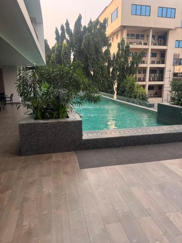 สระว่ายน้ำที่อยู่ใกล้ ๆ หรือใน Solaris
