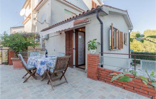 Lovely Apartment In Rovinj With Wifi