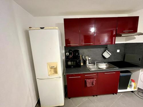 Photo de la galerie de l'établissement Duplex, wifi, linge, parking, à Roanne