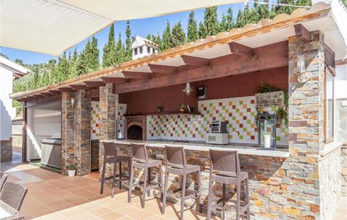 Awesome Home In Malaga