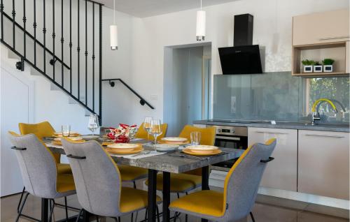 Gorgeous Home In Labin With Wifi