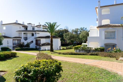 Costa Lux Elviria