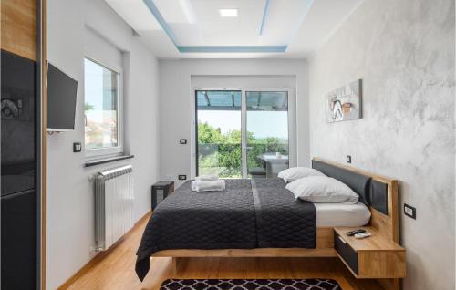 Stunning Home In Porec
