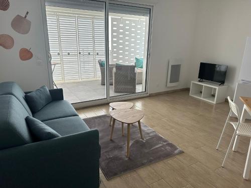 Studio Récent Prés d'Arènes Terrasse Wifi parking privé