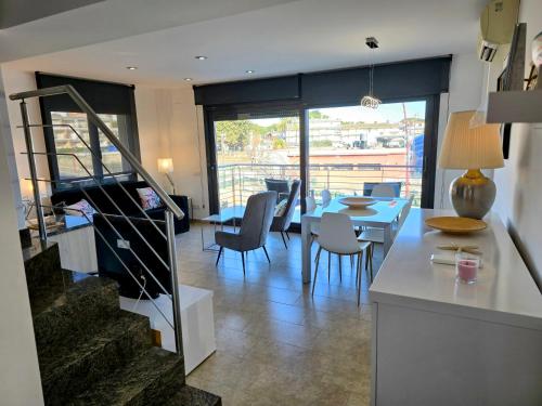 Posezení v ubytování Duplex Univers - Frente al mar