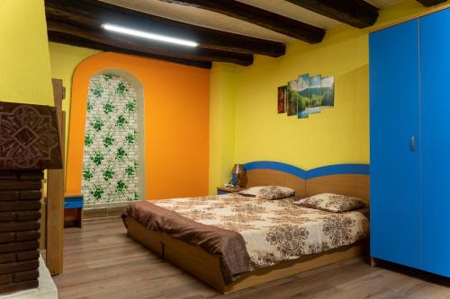 Postel nebo postele na pokoji v ubytování Апартамент "Цвети"