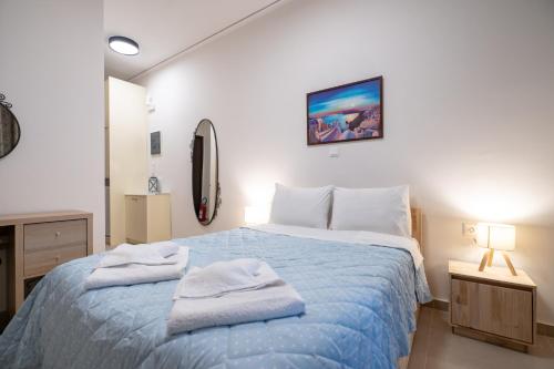 City Center Studio for 2 by MPS