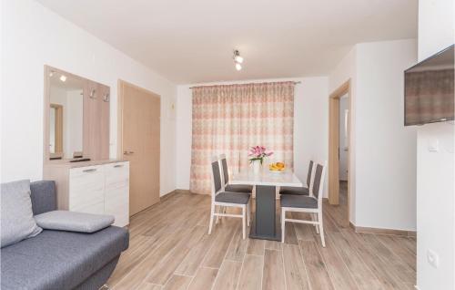 One-Bedroom Apartment In Biograd Na Moru