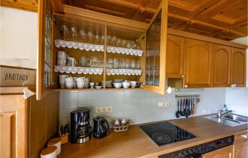 Gemuetliche Ferienwohnung Werfにあるキッチンまたは簡易キッチン