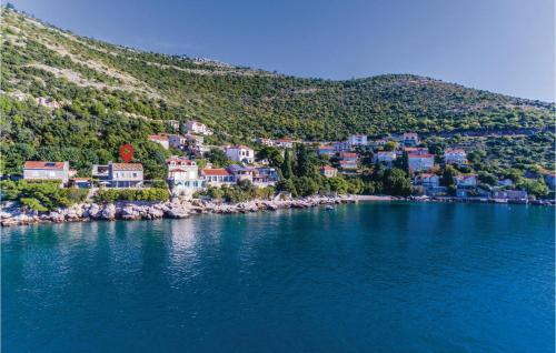Two-Bedroom Holiday Home In Dubrovnik