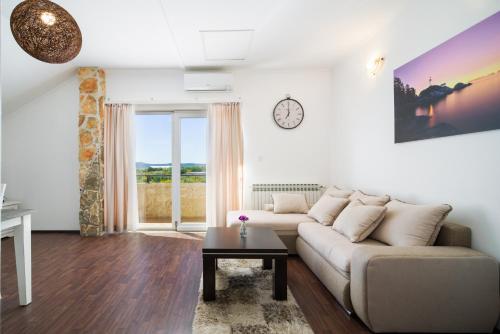 Χώρος καθιστικού στο MY DALMATIA - Villa Olea with private heated pool and sauna