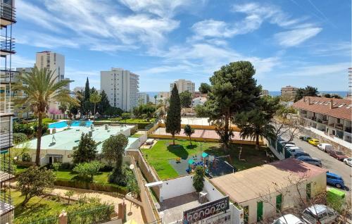 The swimming pool at or close to Pet Friendly Apartment