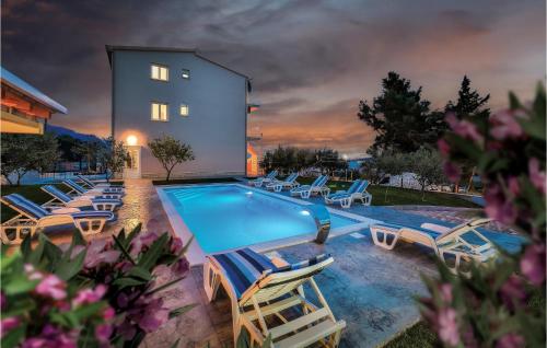 Holiday Home In Kastel Kambelovac