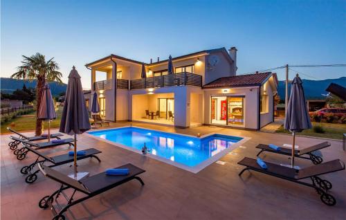 Lovely Home In Drazice