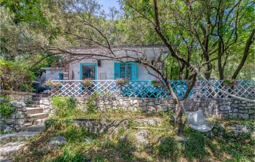 Vonkajšia záhrada v ubytovaní 1 Bedroom Awesome Home In Crikvenica