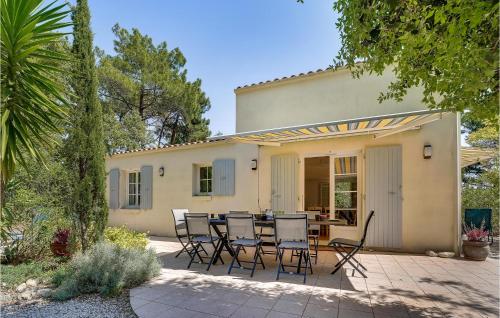 Lovely Home In Saint-Georges-Doléron