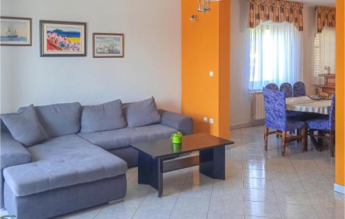 Holiday Home Labin Presika Ii