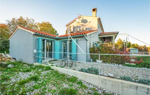 1 Bedroom Gorgeous Apartment In Gondolici