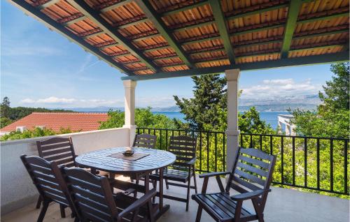 Stunning Apartment In Postira With Wifi