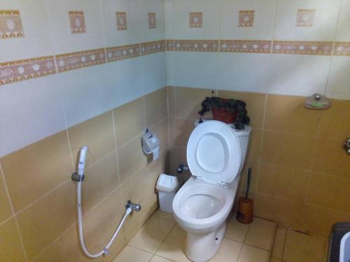 Ένα μπάνιο στο Smart Holiday Inn