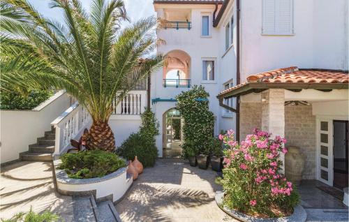 Stunning Apartment In Pula With Wifi