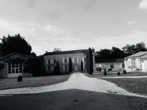 Au clos des hirondelles