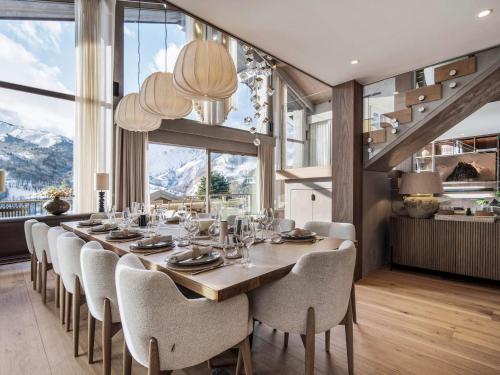 Chalet d'exception avec sauna, piscine chauffée et salle de cinéma - FR-1-570-64