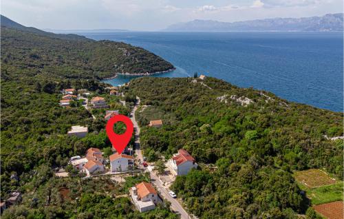 Lovely Apartment In Osobljava With Wifi