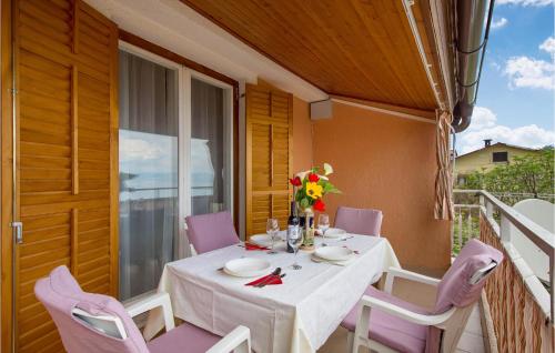 Cozy Apartment In Lovran With House Sea View