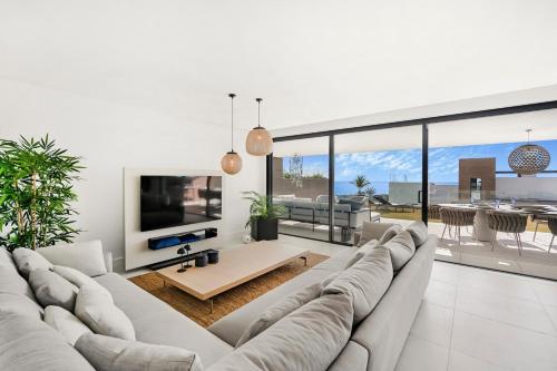 Apartamento de Lujo con Vista al Mar