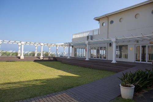 Taman di luar Boathouse Ballito