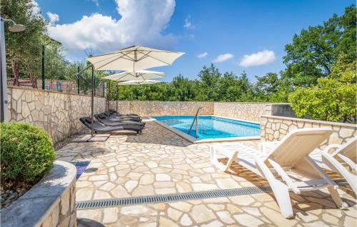 Lovely Apartment In Jadranovo With Wifi