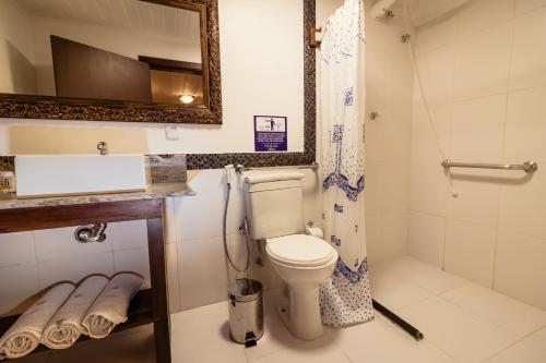 Un baño de Pousada Dom Petrópolis