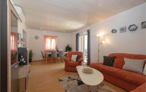 Two-Bedroom Holiday Home In Orebic