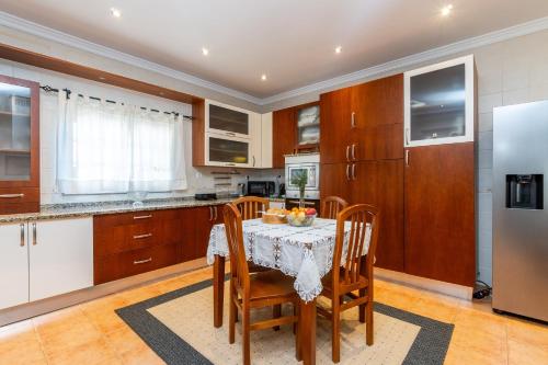 Η κουζίνα ή μικρή κουζίνα στο Retiro do Prior