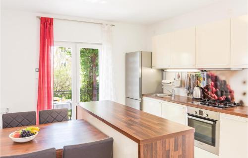 Holiday Home Makarska 26
