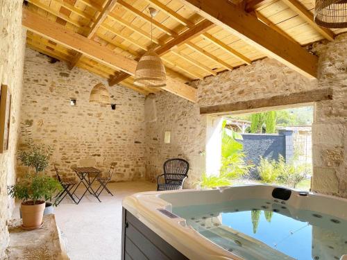 Le Lodge du Chêne - Havre de paix près du Futuroscope