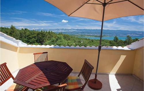 Amazing Apartment In Malinska With House Sea View