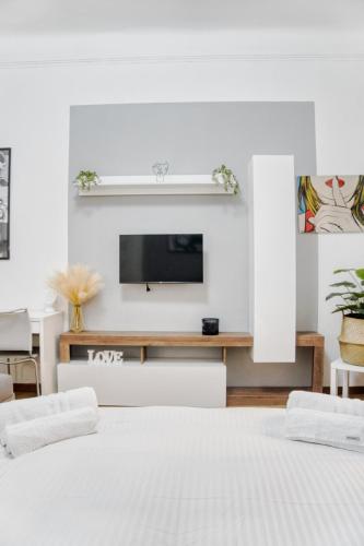Charming Darsena Suite - amazing position next to Navigli