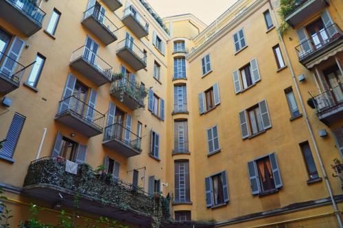 Charming Darsena Suite - amazing position next to Navigli