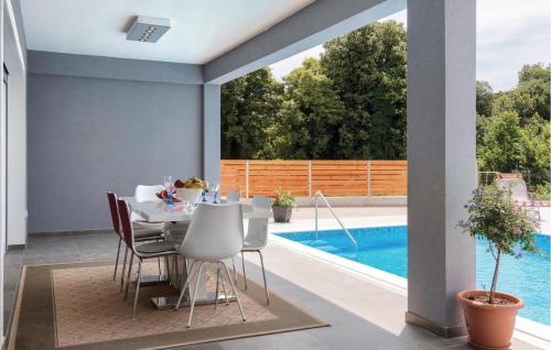 Luxurious Home In Pula