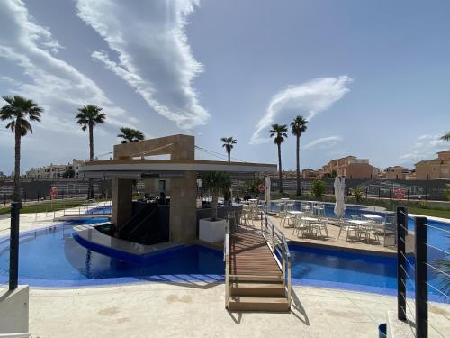 Magnifico penthouse en Flamenca Village!