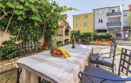 Cozy Apartment In Pula With Wifi