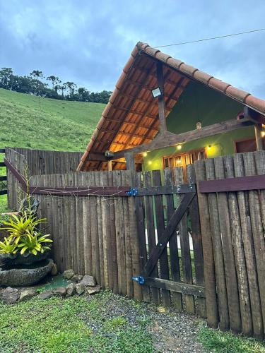 Zahrada ubytování Chalé das Borboletas Vista Pedra Selada Visconde de Maua