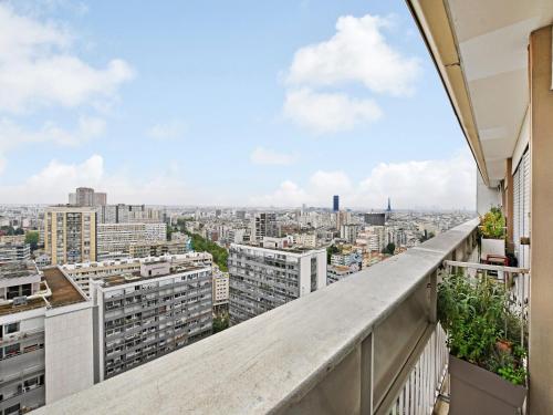 Bright studio with balcony - 2P- Eiffel Tower view