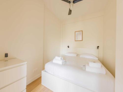 Charming apartment with 1 BDR 2 P Muette 16 ème