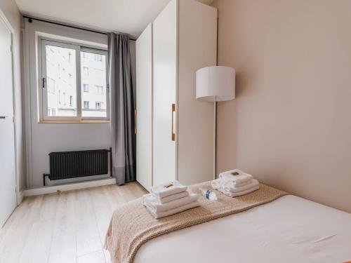 Appart proche Quai de Seine - 2BDR 3P 16ème Arr