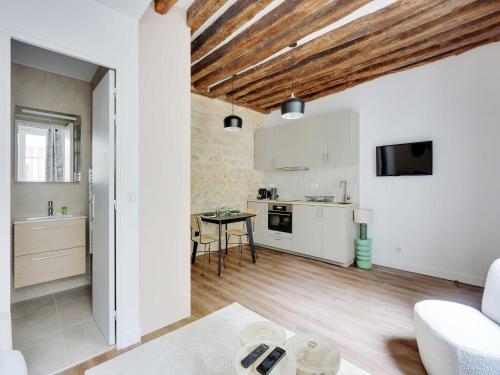 Magnificent Cocoon in the heart of Marais